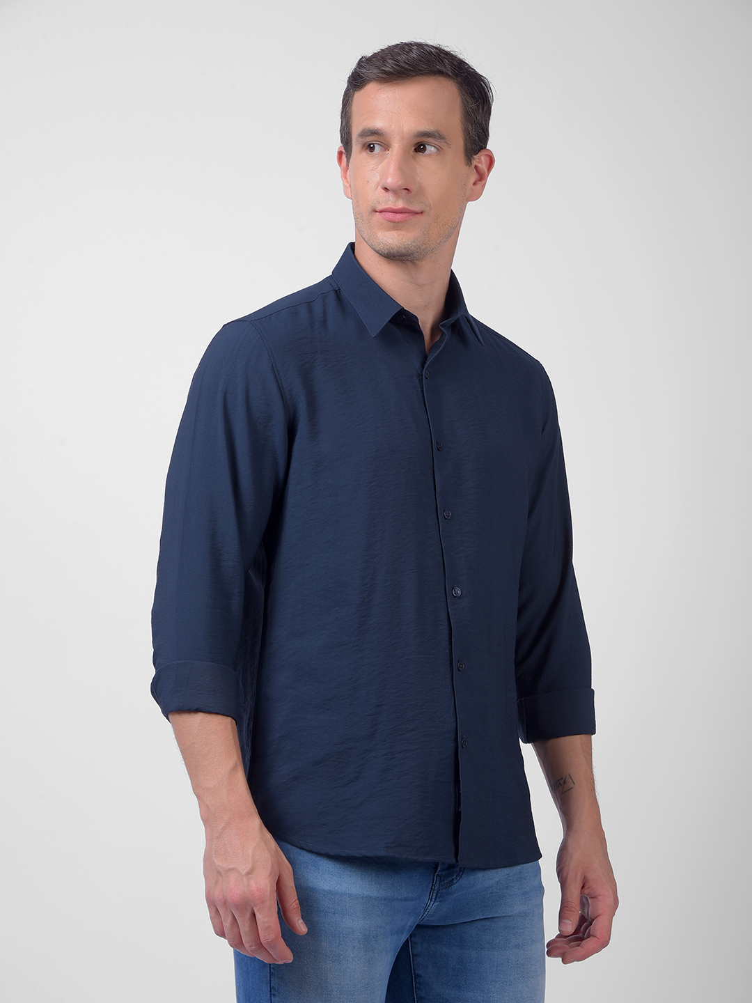 Numero Uno Men Navy Blue Regular Fit Shirt